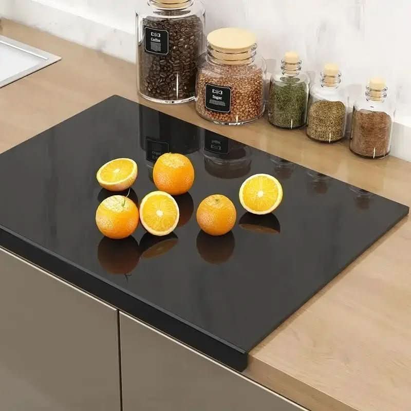 Schneidebrett mit Schutzlippe für die Küche, Rutschfestes Design, Praktisches Küchenaccessoire 0