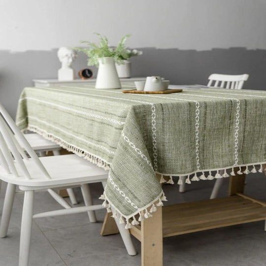 Tischdecke für den Esstisch im zeitlosen Stil 0