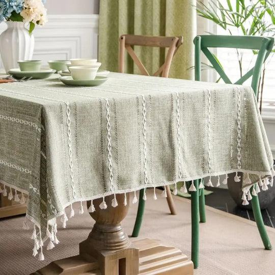 Tischdecke für den Esstisch im zeitlosen Stil 1