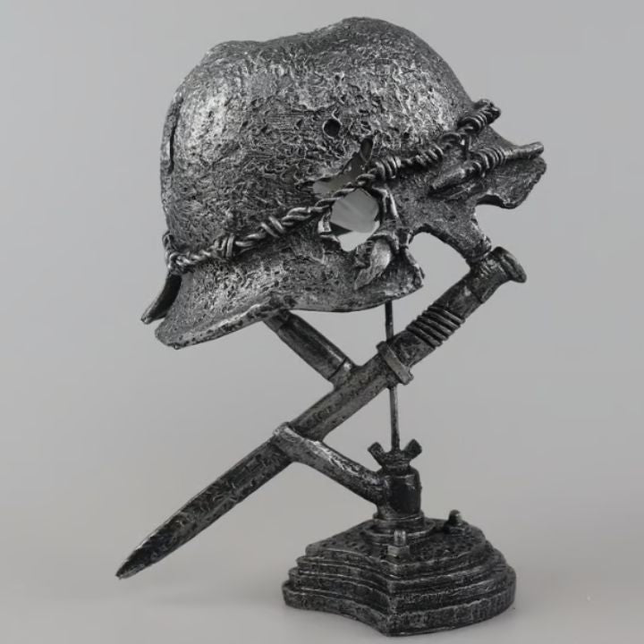 Tischlampe im Vintage-Stil mit Helm-Design 4