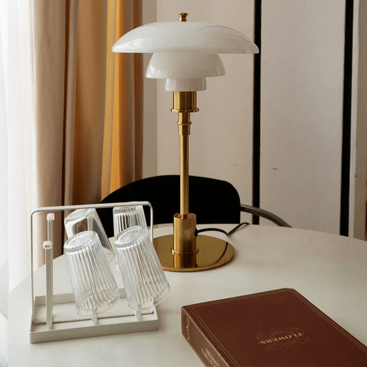 Tischleuchte im skandinavischen Design mit dimmbarem Licht 7