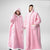 Übergroße Decke mit Kapuze und warmer Fleece-Innenseite 8