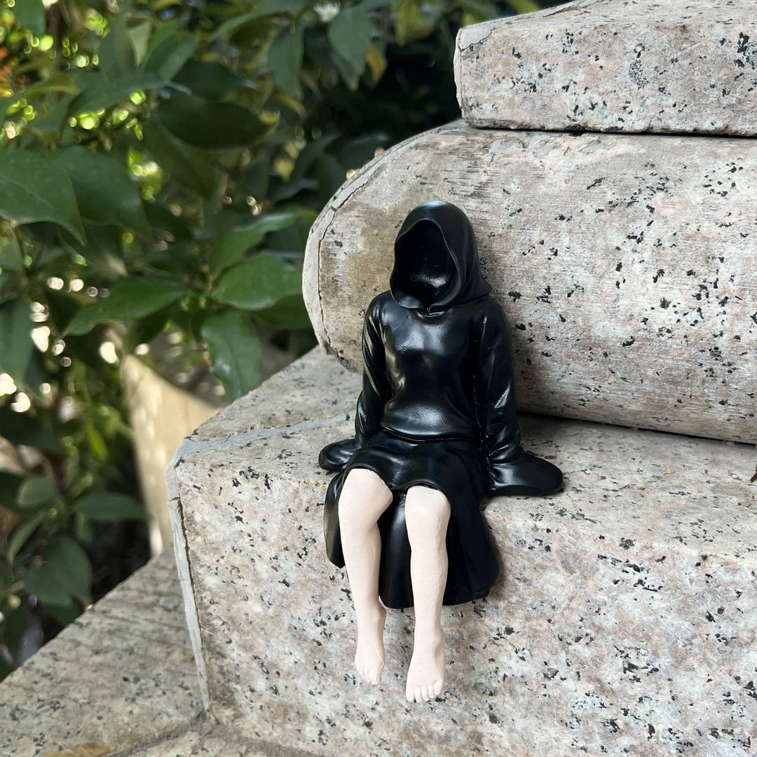 Unheimliche Dekofigur für Halloween und Garten 6