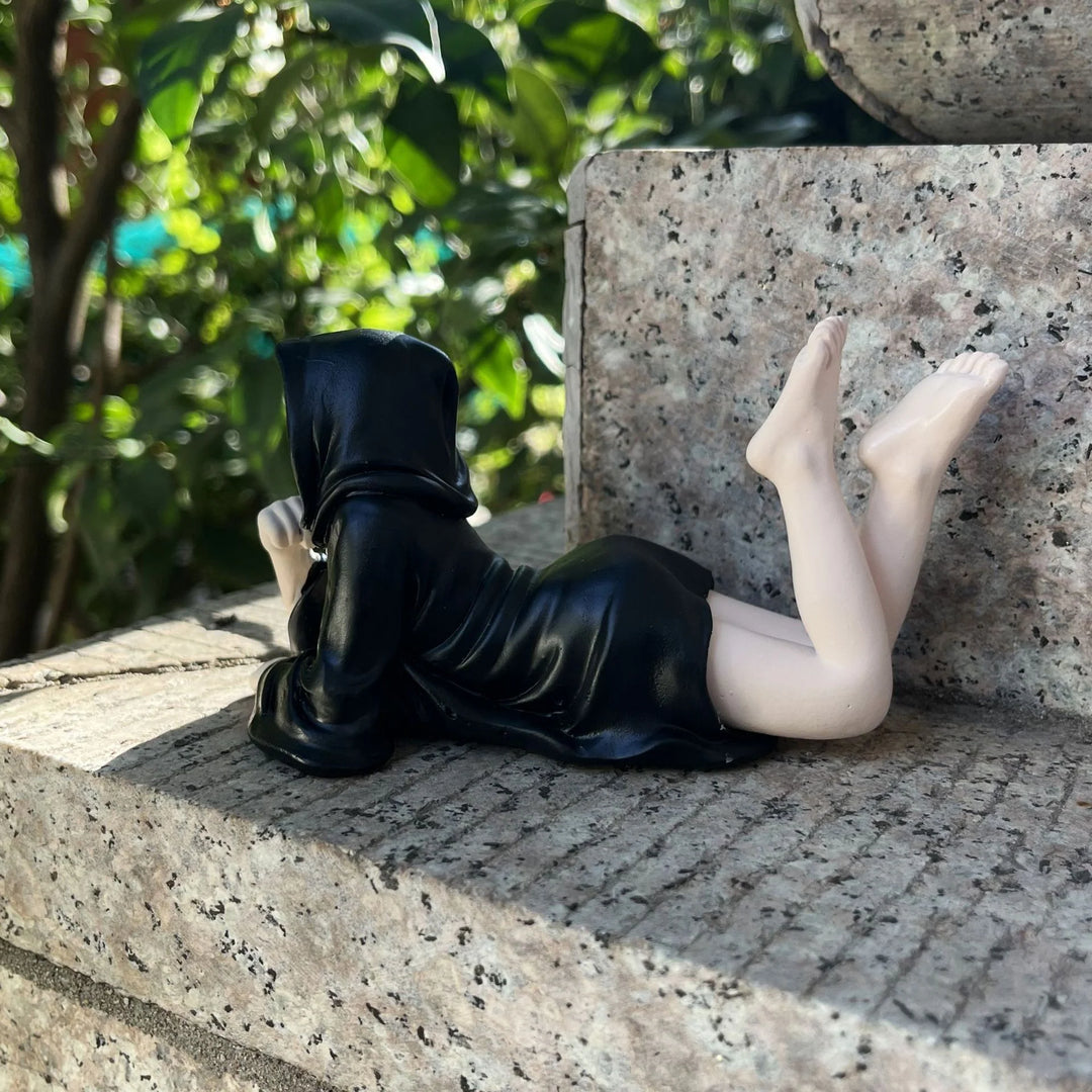 Unheimliche Dekofigur für Halloween und Garten 7