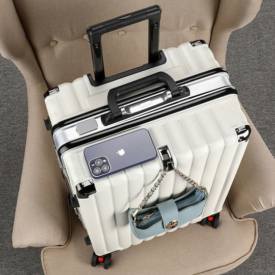 Unisex Hartschalentrolley mit USB-Anschluss und vielseitigem Stauraum 10