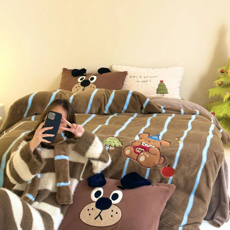Unisex Kuscheldecken- und Kissenbezug-Set mit Katzenapplikationen 1
