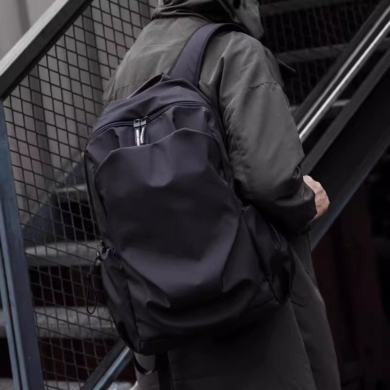 Unisex Rucksack Urban mit vielseitigen Fächern und modernem Design 3