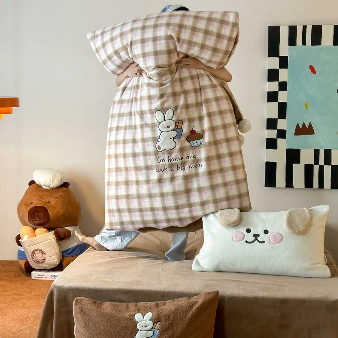Unisex Wendebettwäsche-Set Kariert mit Teddy-Applikation und Pompon-Ecken 4
