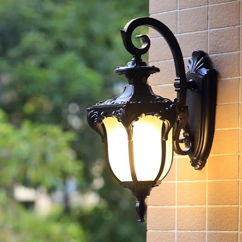 Vintage Außenlampe für Terrassen und Balkone 1