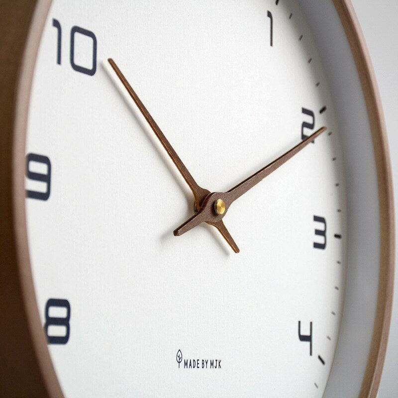 Wanduhr im skandinavischen Stil für modernes Wohnen 2