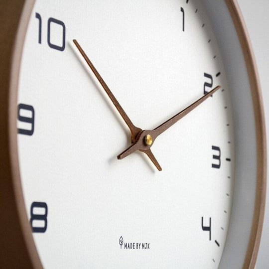 Wanduhr im skandinavischen Stil für modernes Wohnen 2