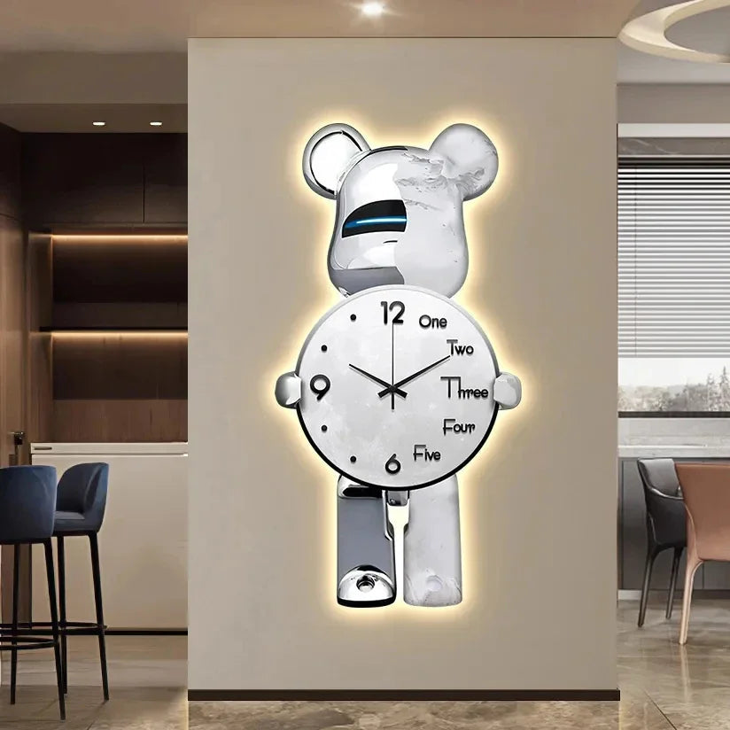 Wanduhr mit Bärenmotiv und LED-Beleuchtung für Kinderzimmer 10