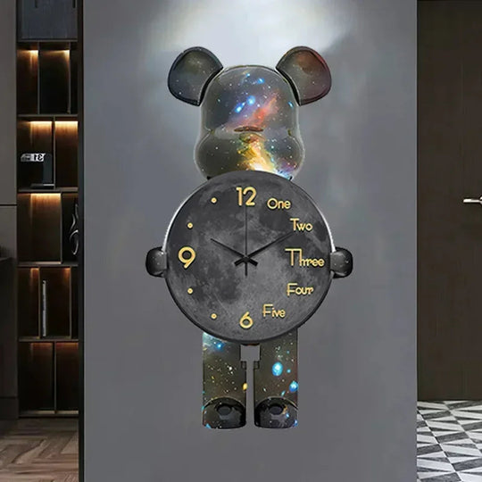 Wanduhr mit Bärenmotiv und LED-Beleuchtung für Kinderzimmer 8
