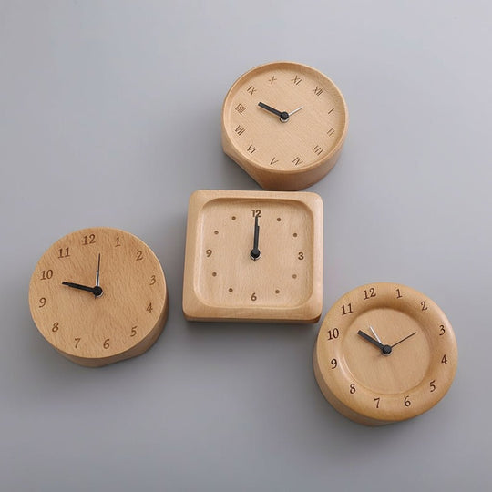 Wecker aus Buchenholz im minimalistischen Stil 2