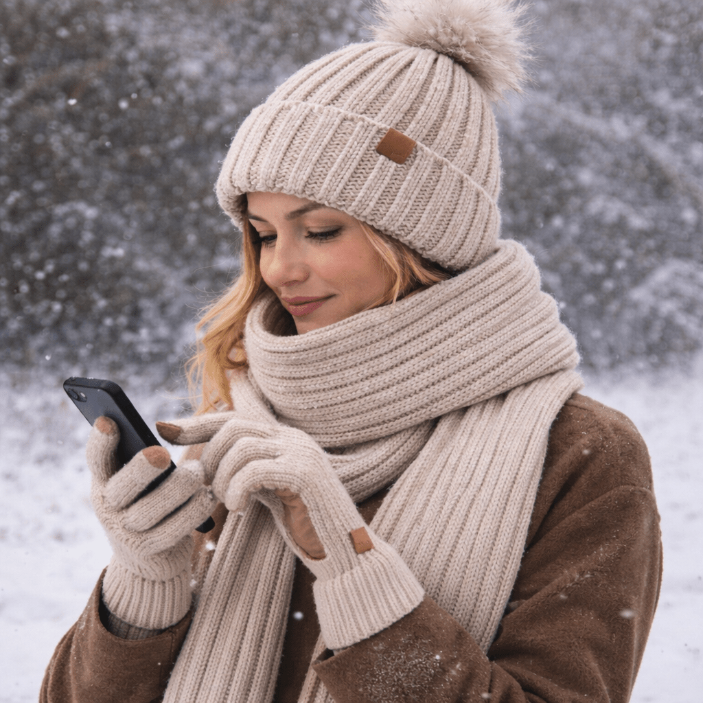 Winterset für Männer und Frauen – 3-in-1 Mütze, Schal und Handschuhe 0