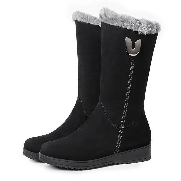 Hohe Pelzstiefel für Frauen