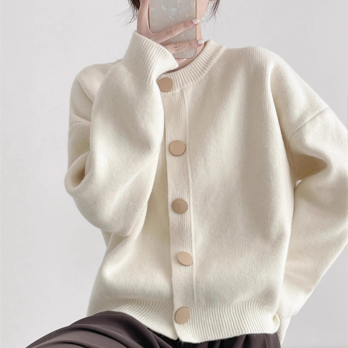 Weiche Damen-Strickjacke