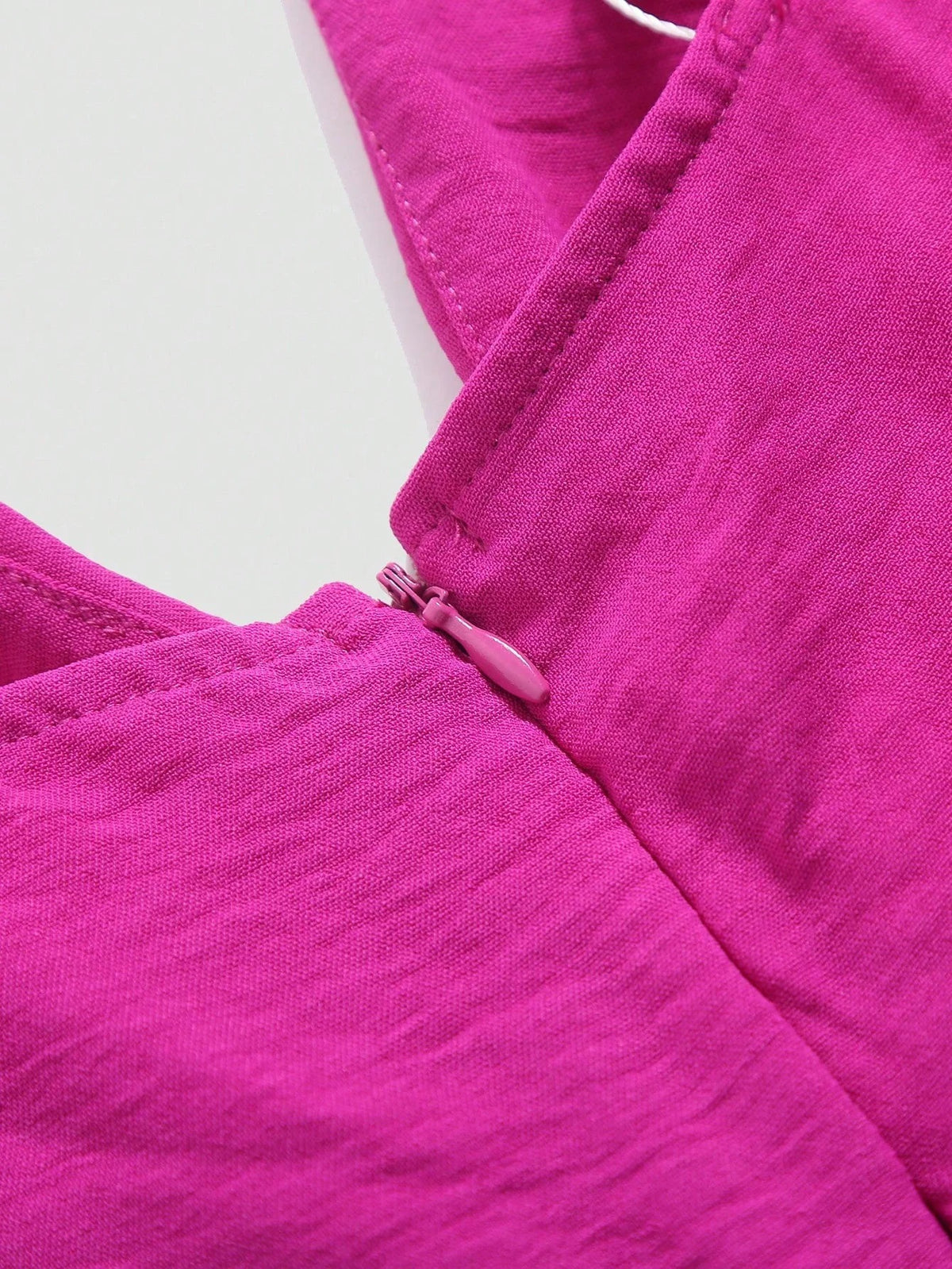 Plissierter Damenoverall mit weitem Bein