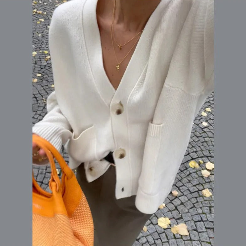 Feste Damenjacke mit V-Ausschnitt und Tasche