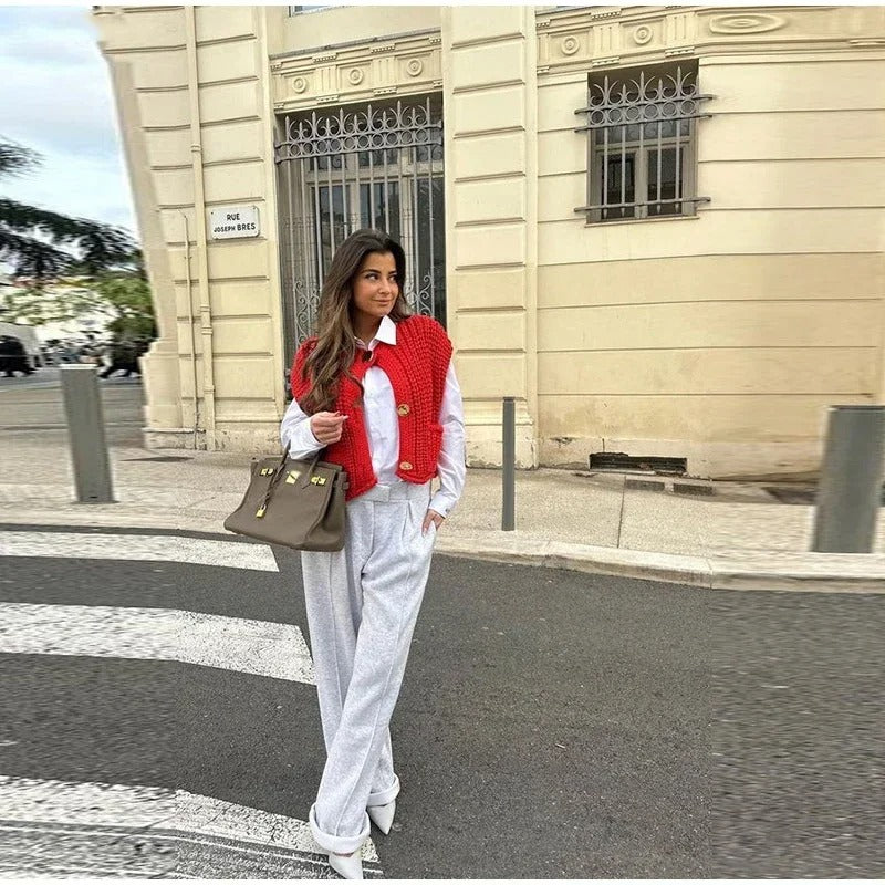 Strickjacke für Damen mit Metallknöpfen