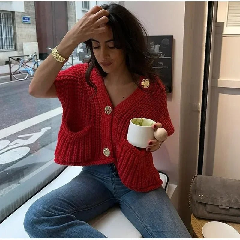 Strickjacke für Damen mit Metallknöpfen