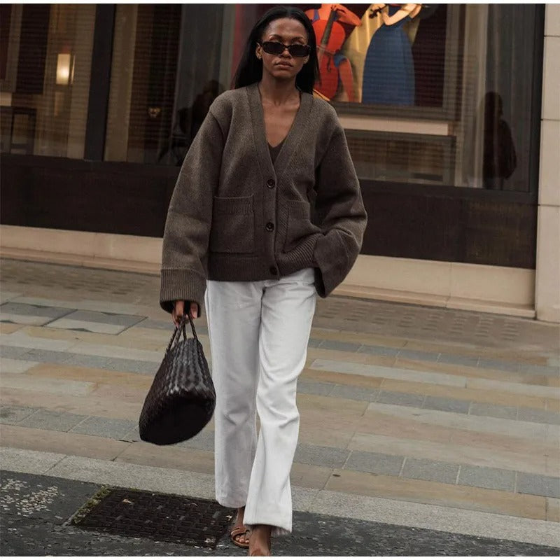 Feste Damenjacke mit V-Ausschnitt und Tasche