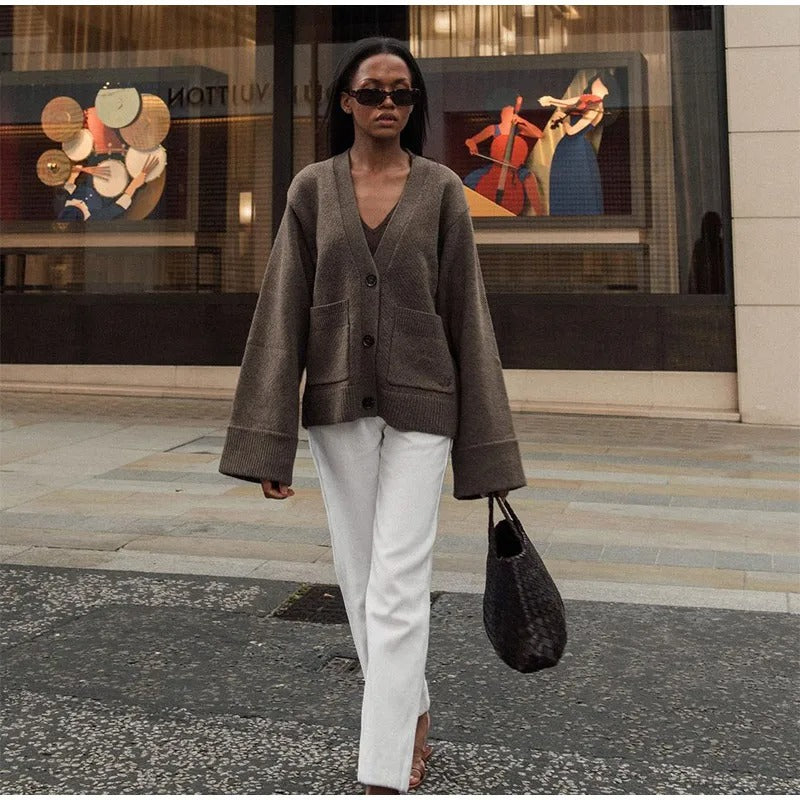 Feste Damenjacke mit V-Ausschnitt und Tasche