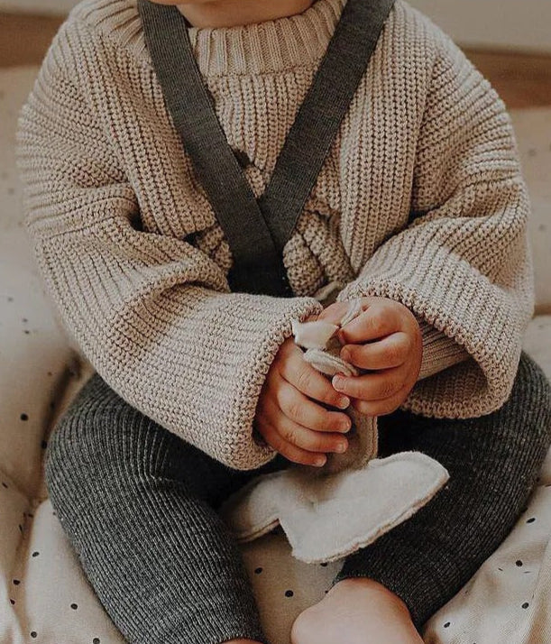 Einfarbiger Kinder-Strickpullover