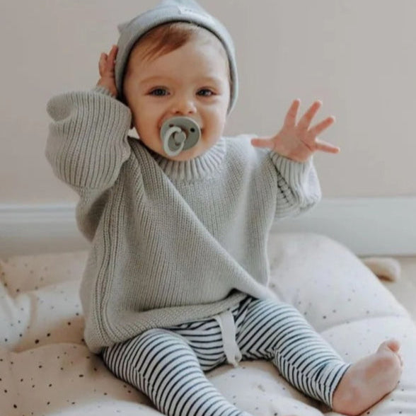 Einfarbiger Kinder-Strickpullover