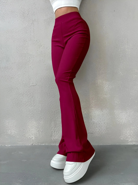 Gerippte Damenhose mit hoher Taille