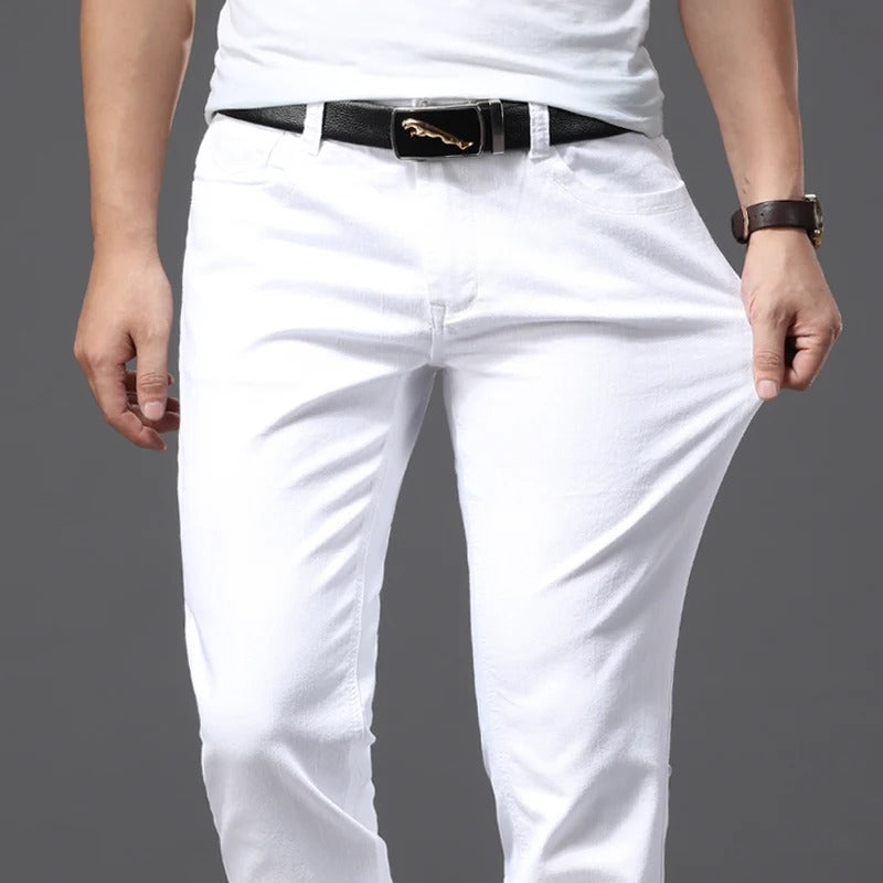 Klassische weiße Slim Fit Herrenjeans