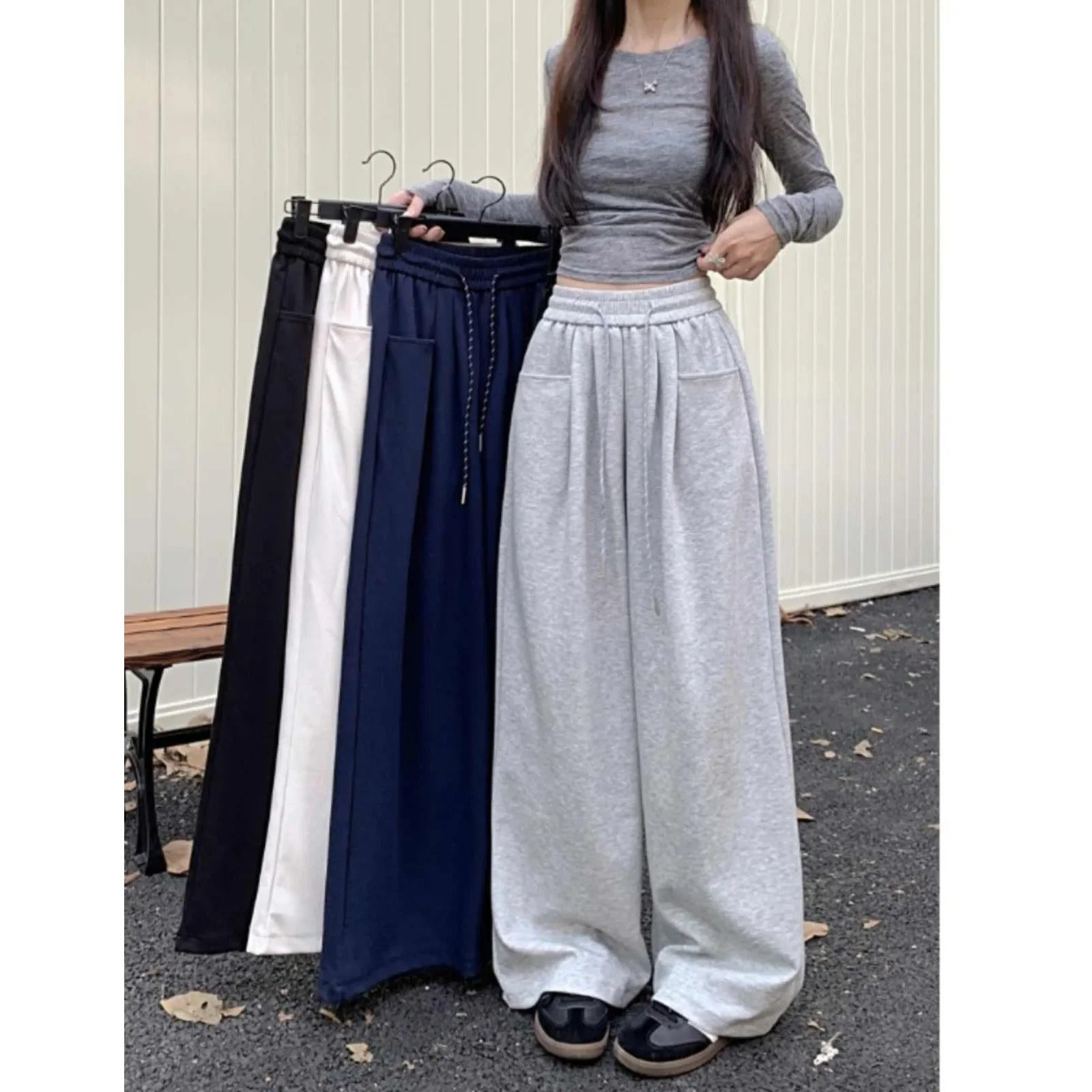 Lässige Damenhose mit weitem Bein