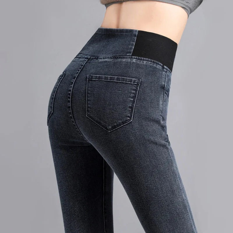 Jeanshose mit hoher Taille für Frauen