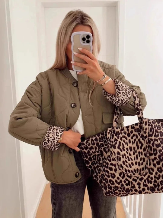 Wattierte Jacke mit Fronttasche für Damen