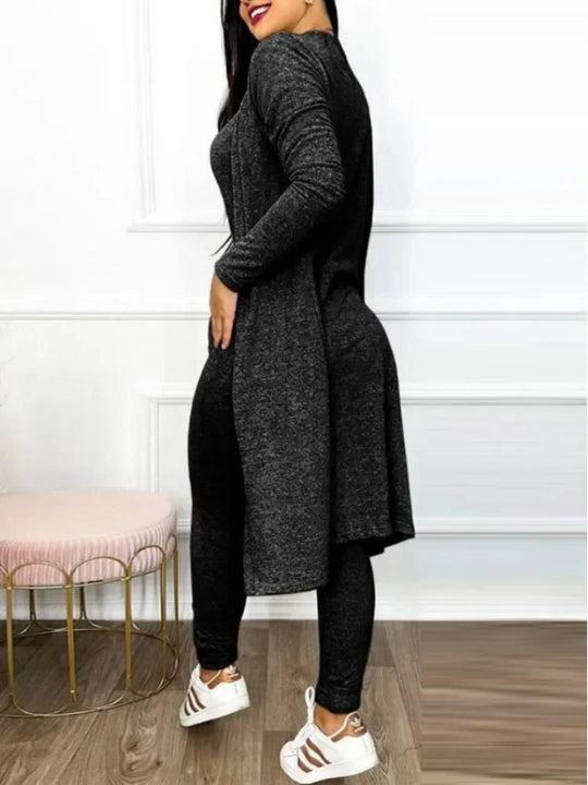 Overall und Jacke mit Tasche und Kordelzug