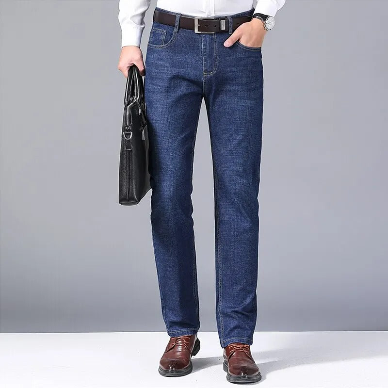 Klassische Herrenjeans aus Denim