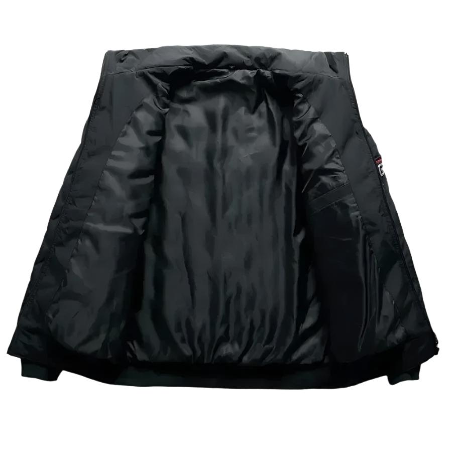 Leichter und warmer Wintermantel für Männer