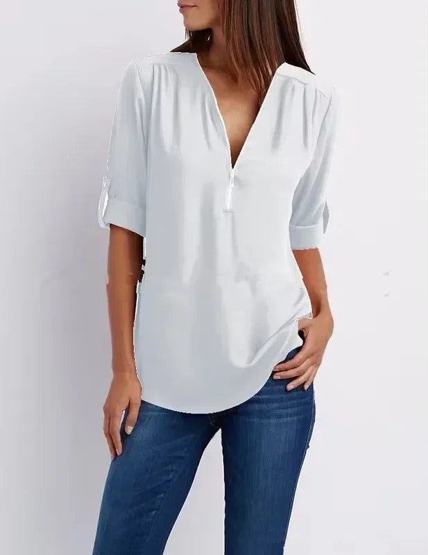Damenbluse mit tiefem V-Ausschnitt aus Chiffon