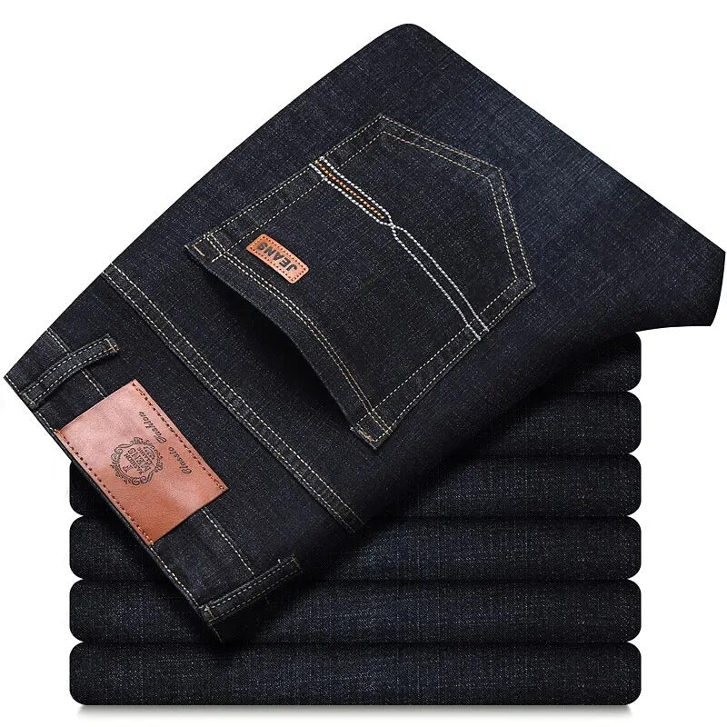 Klassische Herrenjeans aus Denim