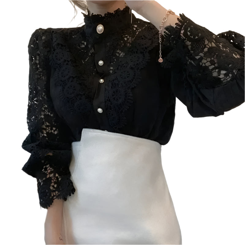 Damenblusen mit Hohlsaum