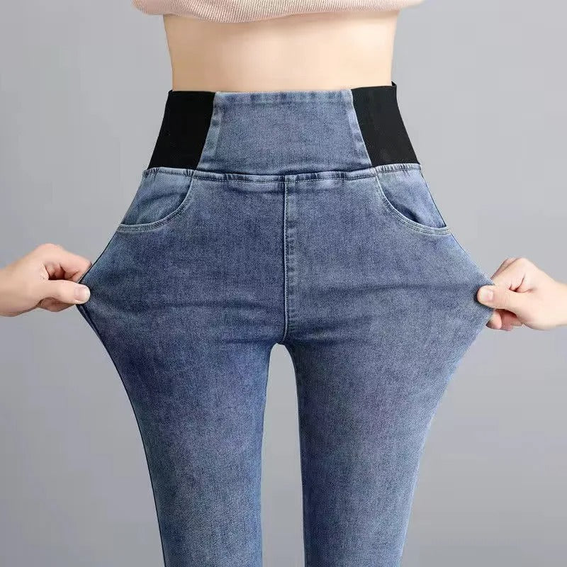 Jeanshose mit hoher Taille für Frauen