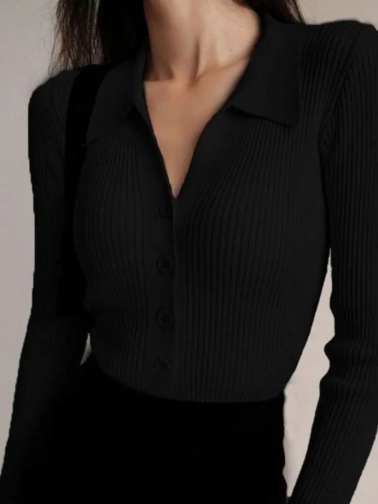 Schmal geschnittene Strickjacke mit V-Ausschnitt für Damen