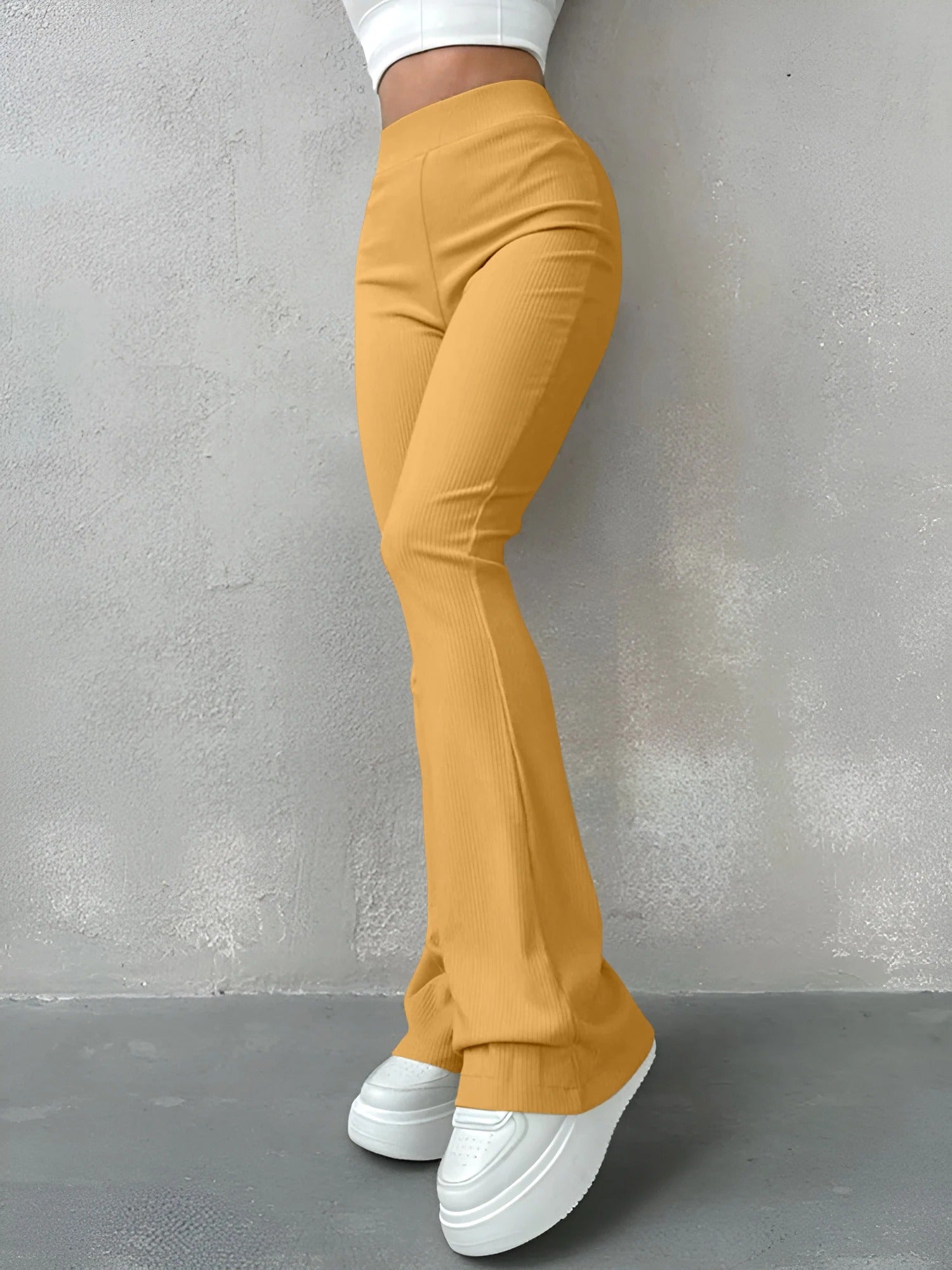 Damenhose mit hoher Taille und Rippbündchen