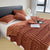 Multifunktionale Decke mit dicken Streifen