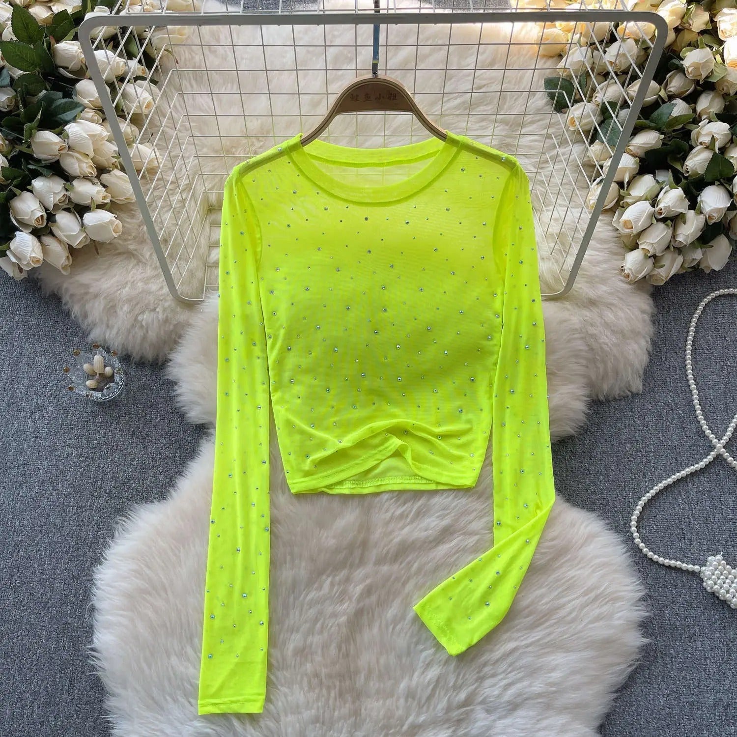 Langärmeliges Damen-Top mit Strassbesatz